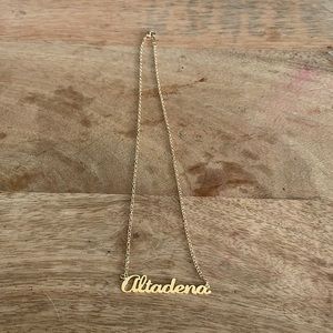 Name plate necklace Altadena (Los Angeles)  - 1 necklace